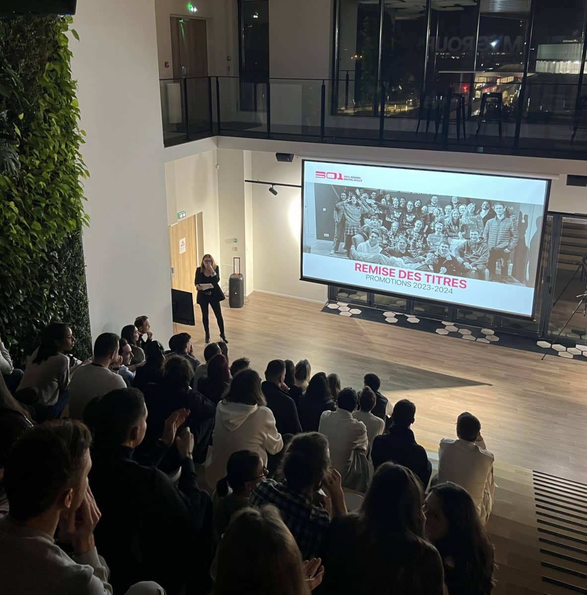 Remise des titres des promotions 2023-2024, un moment de fierté et de célébration à l’École 301